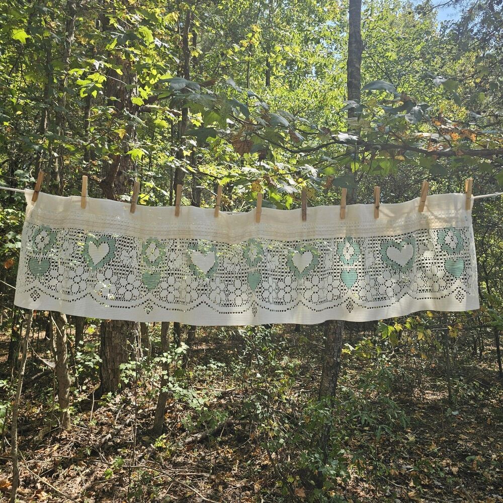 Vintage Cream & Mint Green Heart Lace Curtain Valance Cottagecore 90s